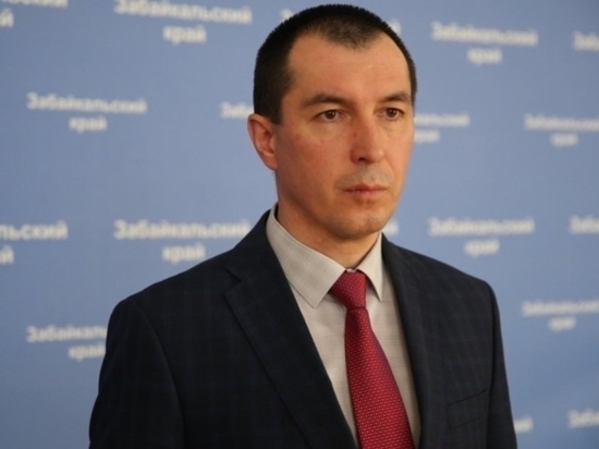 Кефер объявил о повышении зарплат бюджетникам Забайкалья