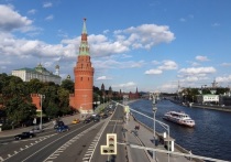 Пресс-секретарь президента России Дмитрий Песков заявил, что санкции против проекта "Северный поток 2" со стороны США являются неприкрытой рейдерской атакой