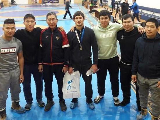 Якутские борцы стали призерами Всероссийского турнира по вольной борьбе