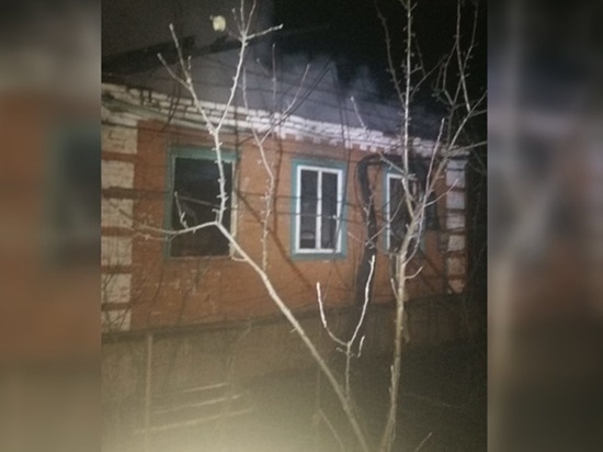 На Дону при пожаре в деревенском доме погибли два человека