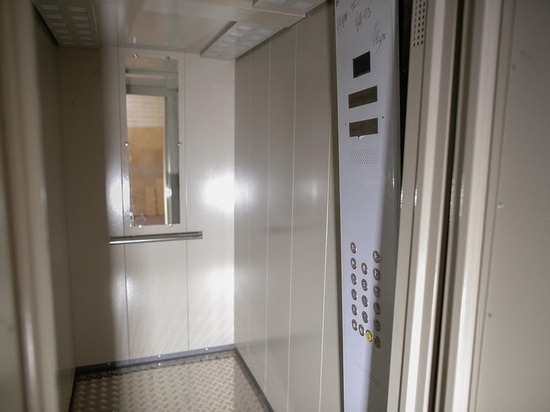 В многоквартирных домах калмыцкой столицы установлены новые лифты
