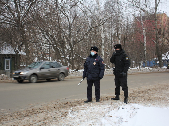 «Дорожный пристав» арестовал в Йошкар-Оле 3 автомобиля должников