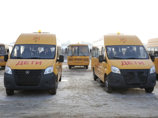 Новые школьные автобусы переданы главам МСУ региона