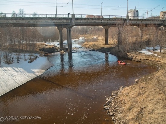 Ремонт аварийного моста в Петрозаводске отложили из-за нарушений в документах
