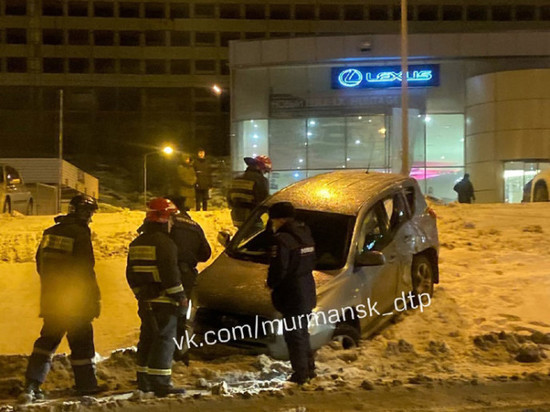Более 20 машин попали в аварии за один вечер в Мурманске