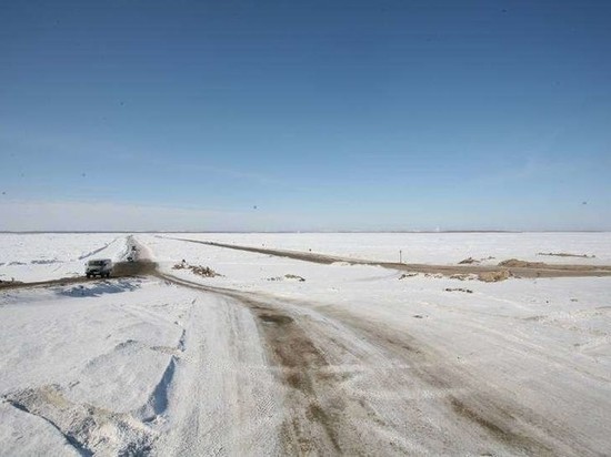Движение по ледовой переправе «Якутск - Нижний Бестях» открыто досрочно