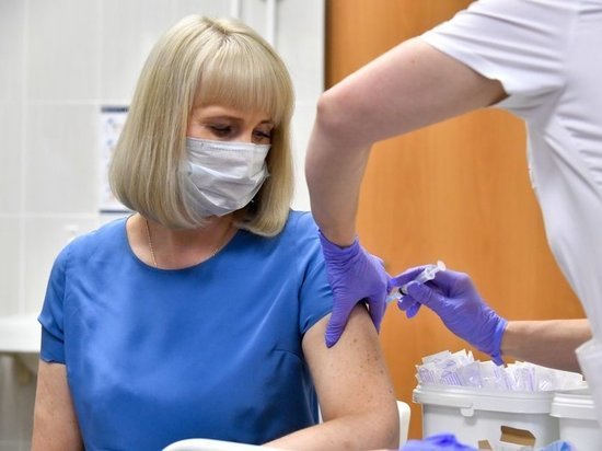 Прививка доступна все большему числу москвичей, в том числе старше 60 лет