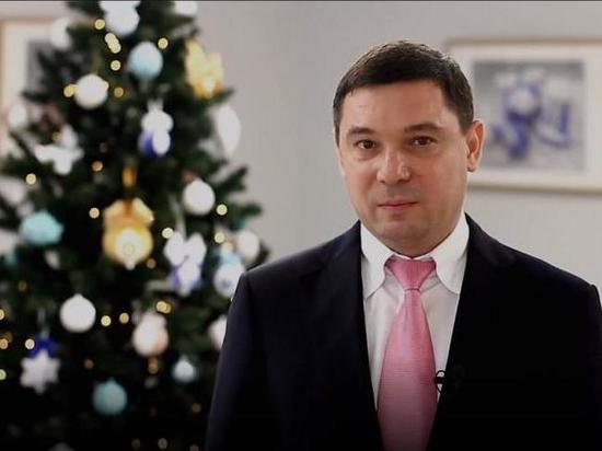 Евгений Первышов поздравил горожан с наступающим Новым годом