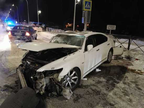 Погибла пассажирка Lexus: в ГИБДД прокомментировали ДТП в Ноябрьске