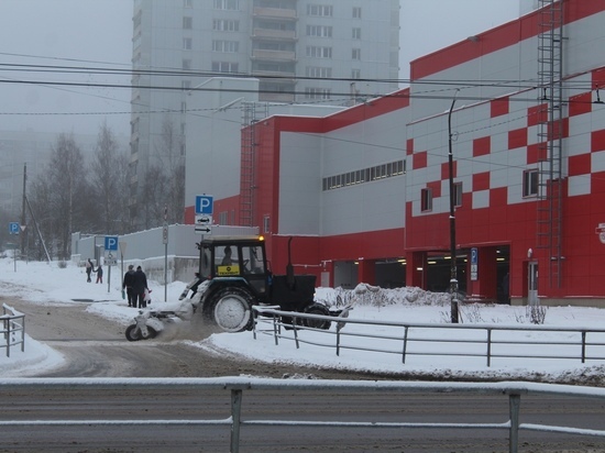 А снег идет: петрозаводского подрядчика оштрафуют за некачественную уборку