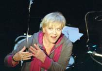 Состояние госпитализированной с коронавирусом российской актрисы Алисы Фрейндлих стабильно