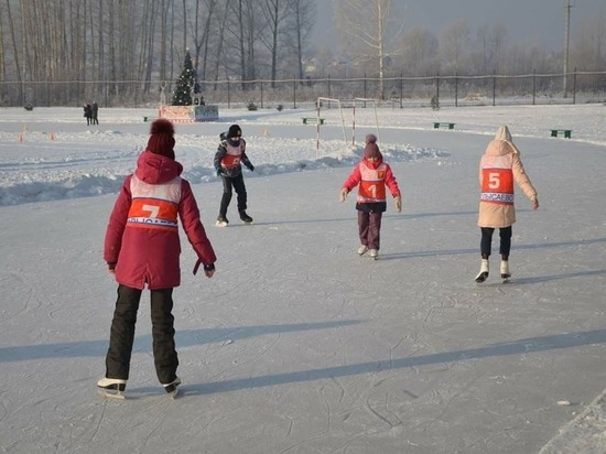 Более 200 катков работают на новогодних каникулах для кузбассовцев