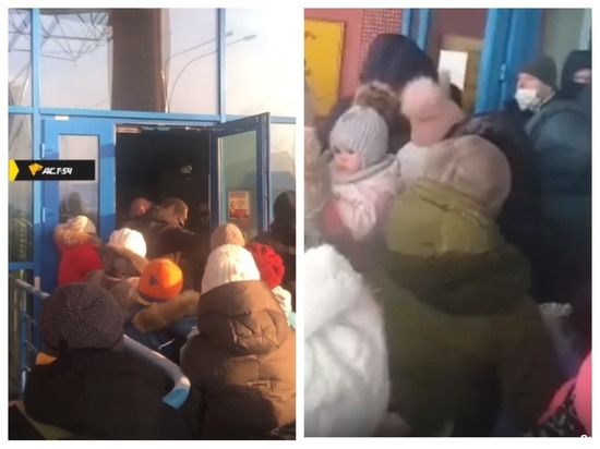 Новосибирский аквапарк сменил охрану, продержавшую посетителей на морозе несколько часов