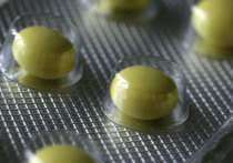 В Великобритании медики решились на "крайнюю меру" и дали экспериментальный препарат, разработанный для лечения ревматоидного артрита, пациентке, которая умирала от коронавируса и которой по прогнозам оставалось жить три дня