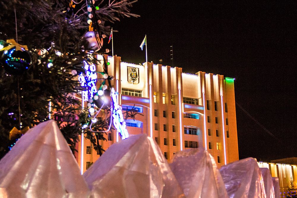 Пять чудес: чем притягивает новогодняя площадь Ленина в Хабаровске