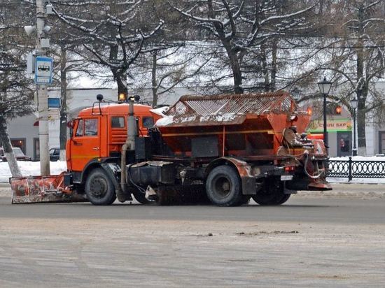 Костромской губернатор раскритиковал городские власти Костромы за сугробы на улицах