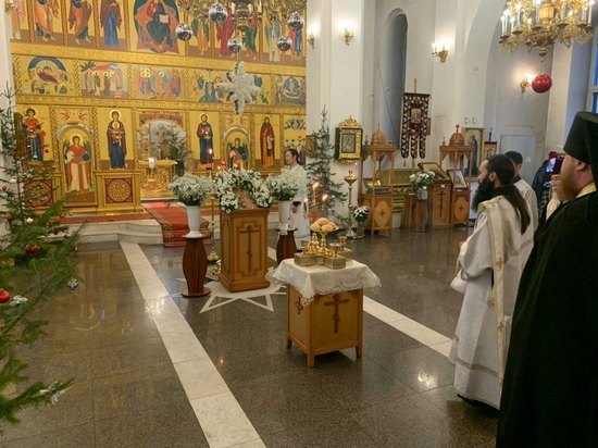 Во всех православных храмах Тувы отметили  светлое Рождество Христово
