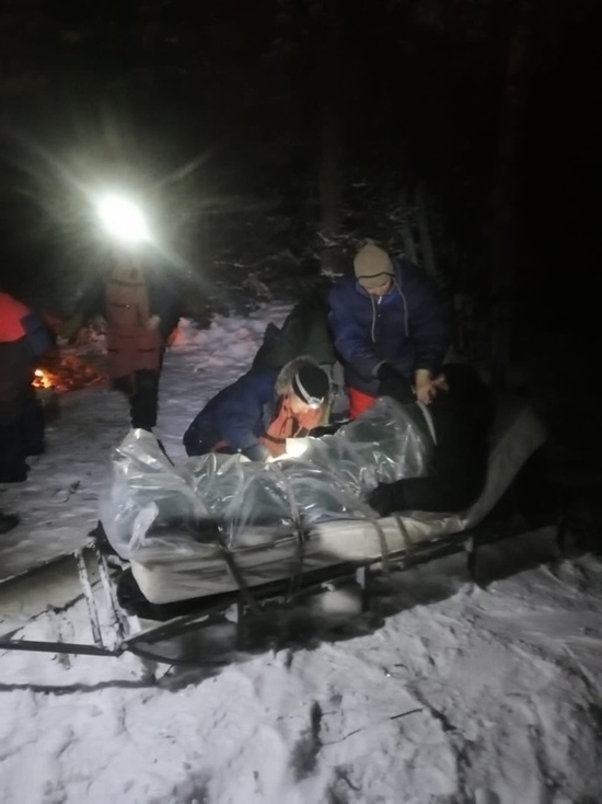 Спасатели 16 часов боролись за жизнь туриста из Челябинска
