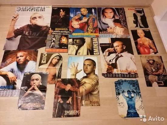 Ради сына новосибирец продает «Золотую» коллекцию постеров с Eminem
