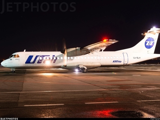 Самолет ATR-72 вернулся в аэропорт Новосибирска сразу же после вылета