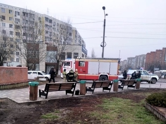 В Ростове оцепили вход в парк «Дружба» из-за подозрительного пакета