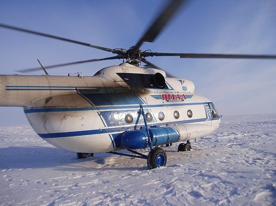 В Новом Уренгое на сутки отложили вылет двух вертолетов из-за метели