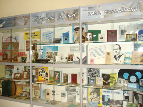 В Мурманской областной детско-юношеской библиотеке имени В.П. Махаевой будет проходить конкурс чтецов