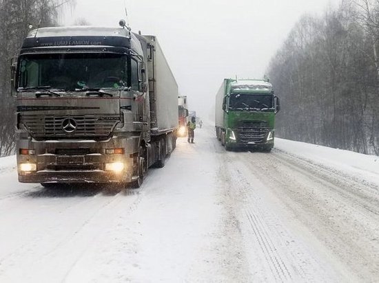 На дороги Челябинской области вышли дополнительные экипажи ГИБДД