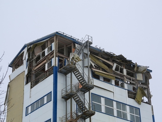Стало известно состояние пострадавшего при взрыве в здании в Новосибирске