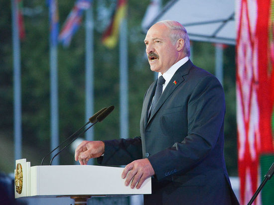 Лукашенко описал главе Международной федерации хоккея ситуацию с коронавирусом в республике
