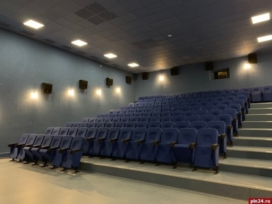 Из-за жалобы на нарушение коронавирусных мер в Пскове проверят кинотеатр