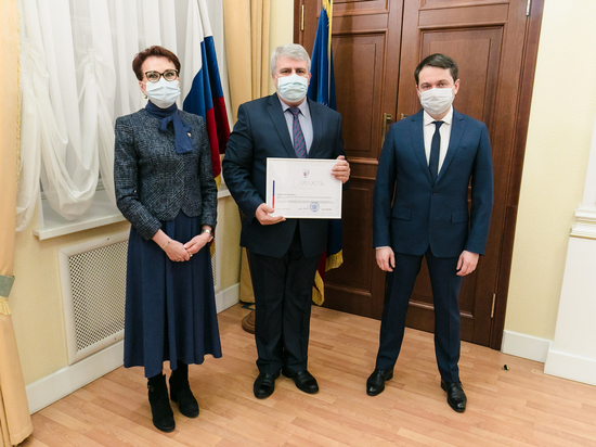 Медики Мурманской области получили благодарности от Совета Федерации