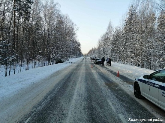 В ДТП на Козьмодемьянском тракте пострадали два водителя и пассажиры