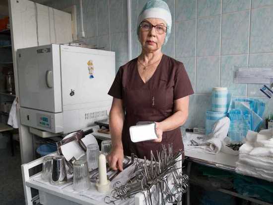 Операционной медицинской сестре из Томской области присвоено почетное звание