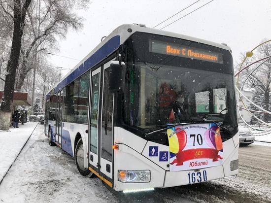 В Бишкеке 70 лет назад пошел первый троллейбус