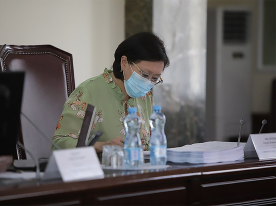 Депутаты гордумы Якутска утвердили отставку мэра Авксентьевой