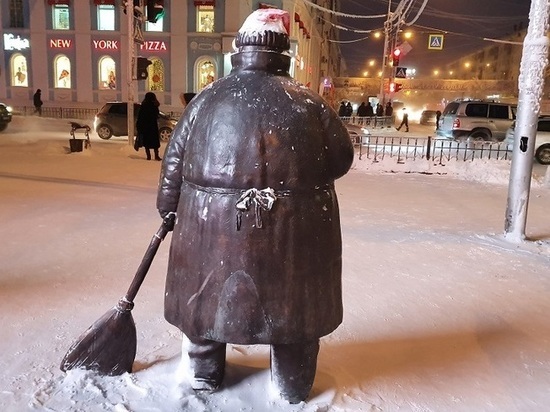 Скульптура дворника из Якутии заняла шестое место в конкурсе самых необычных памятников России