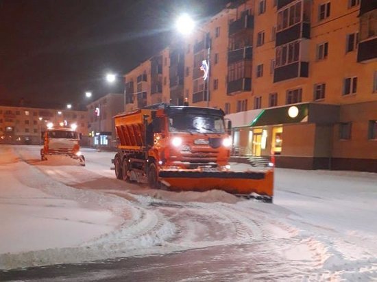 Коммунальные службы Серпухова ликвидируют последствия снегопада