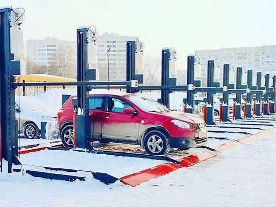 В Казани появился необычный двухуровневый паркинг