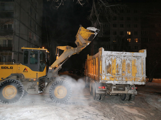 Уборка снега в Нижнем Новгороде продолжится ночью