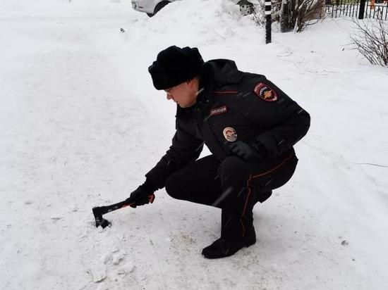 Заваленные снегом тротуары: в Новом Уренгое ГИБДД выявила нарушения в содержании дорог