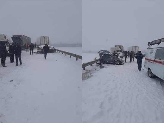 На трассе в Ростовской области столкнулись шесть авто: есть погибшие и пострадавшие