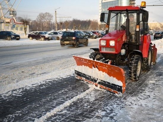 В Кирове на борьбу с последствиями снегопада вышли 120 машин