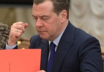 Замглавы Совбеза РФ Дмитрий Медведев высказал мнение, что на прошедших выборах президента США имели место масштабные нарушения закона