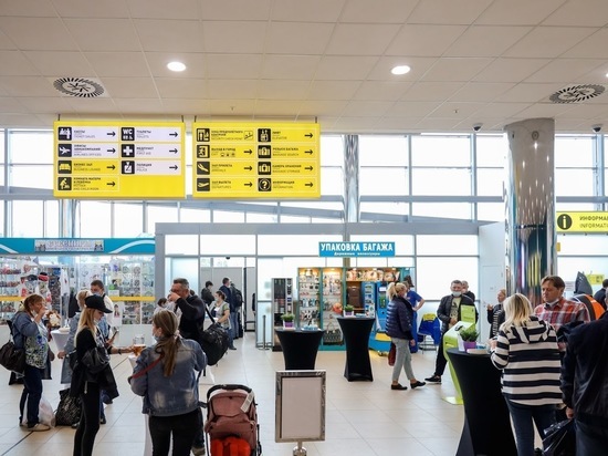 Пассажиры авиарейса из Новосибирска на сутки задержались в Волгограде
