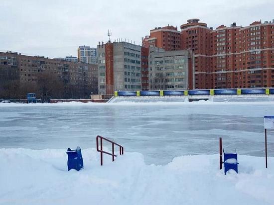 Из-за снегопада в Рязани перенесли открытие катка на стадионе «Локомотив»