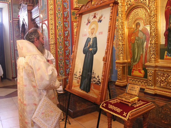 В калмыцкой столице начались молебны у мощей святой Матроны