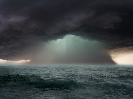У берегов Камчатки объявили штормовое предупреждение