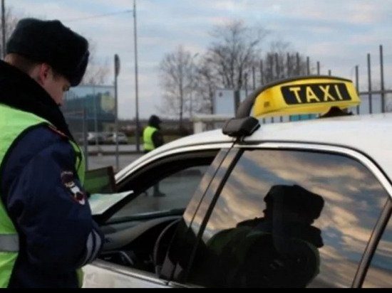 Костромские курьезы: в ходе рейда сотрудники ГИБДД наткнулись на «бесправного» таксиста