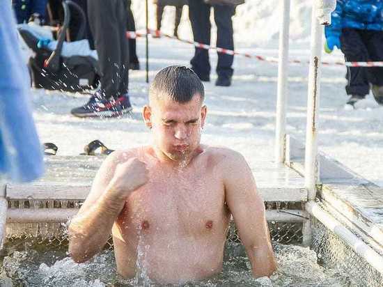 Купания на Крещение 2021 будут: обустройство купелей началось в Хабаровске